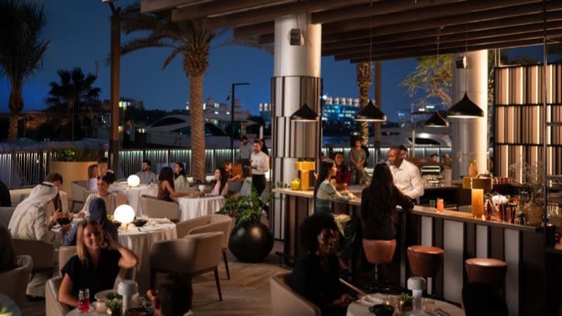 Dining & Retail